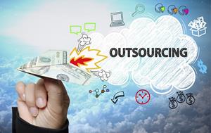 Advantages of Outsourcing Software Development,outsourcing projects, outsourcing software projects