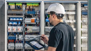 From MCU to PLC, When to Upgrade Industrial Control Systems