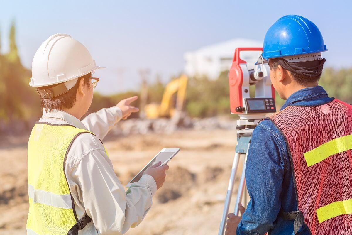 The Civil Engineering Project Lifecycle, From Survey to Construction